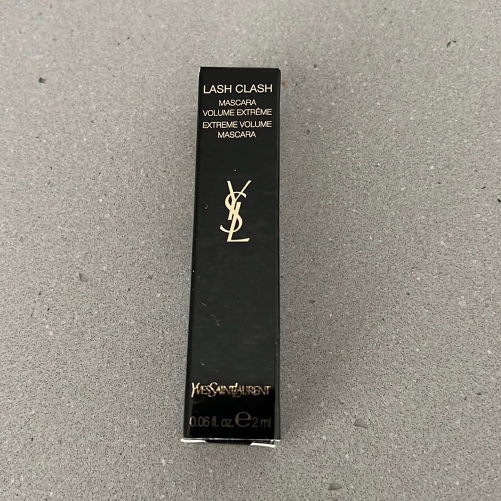 Mascara